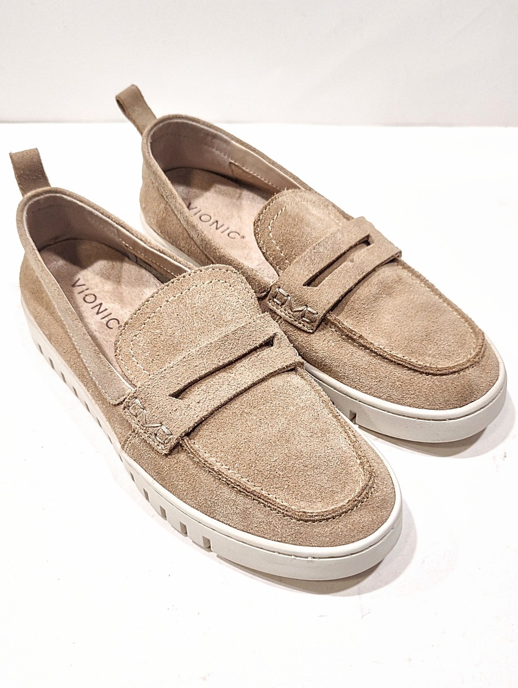 Vionic Uptown Suede Penny Loafers Womens 8 Tan Sand Comfort Slip-On Travel Shoes